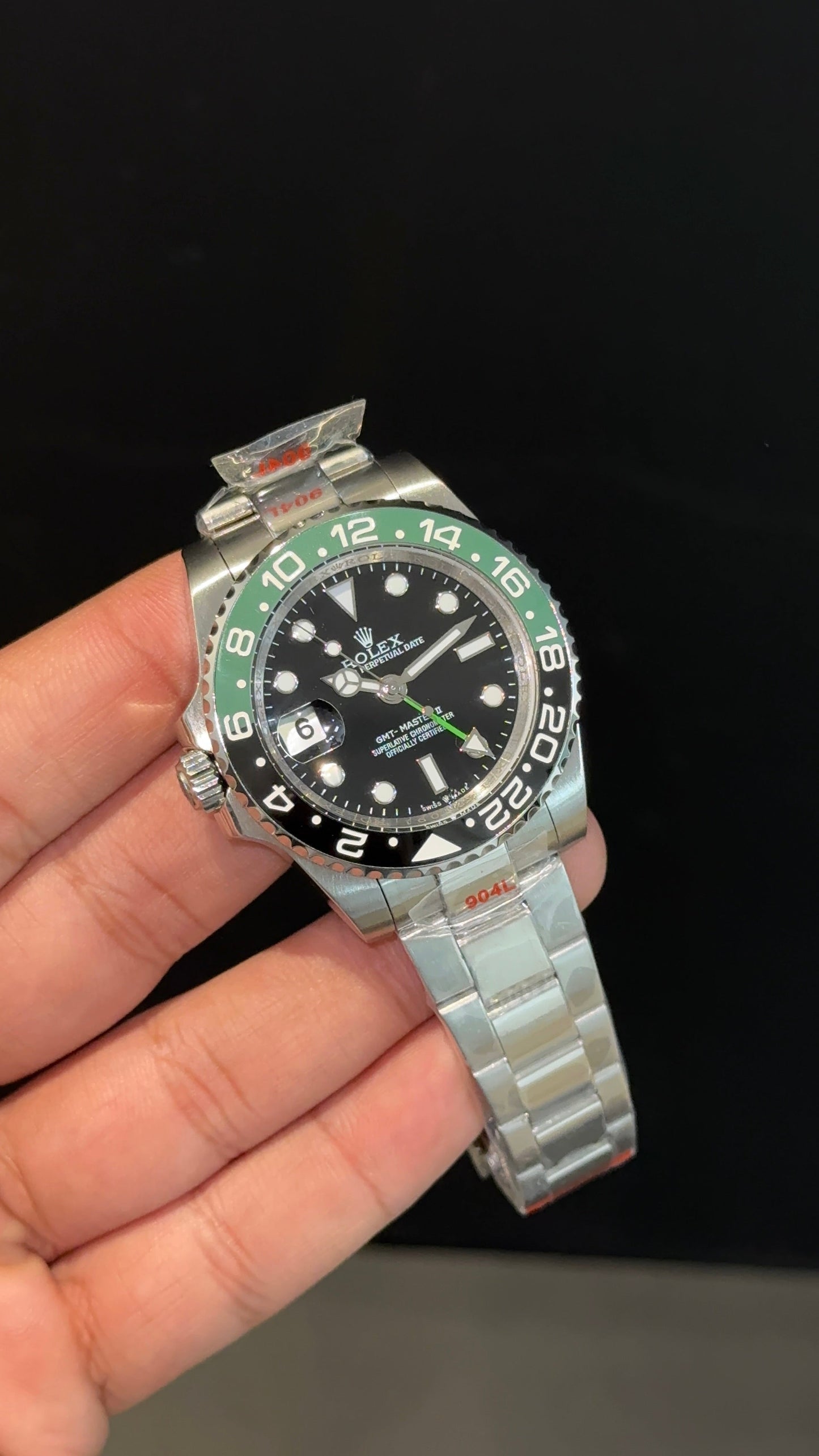 GMT Sprite | Silver Oyester Chain | Black Dial