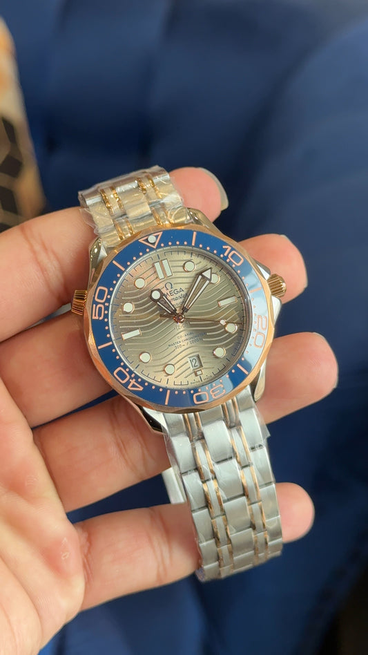 Omega Seamaster Auto | Silver | Greyish Textured Dial Chain